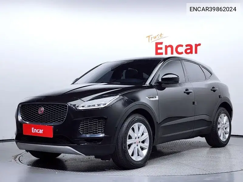 Jaguar E-Pace 2018 года выпуска