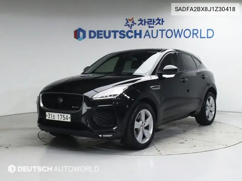 Jaguar E-Pace 2018 года выпуска