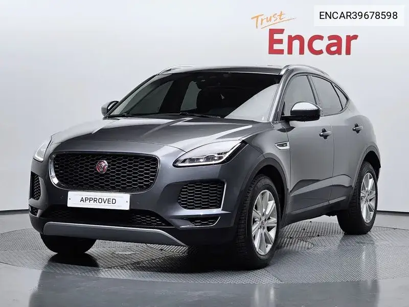 Jaguar E-Pace 2019 года выпуска