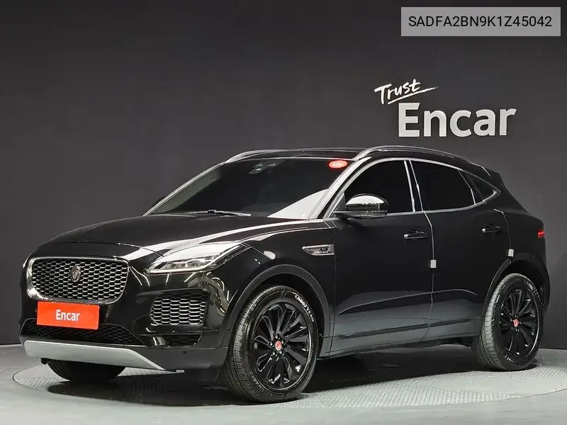 Jaguar E-Pace 2019 года выпуска