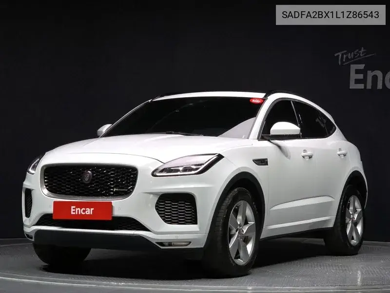 Jaguar E-Pace 2020 года выпуска