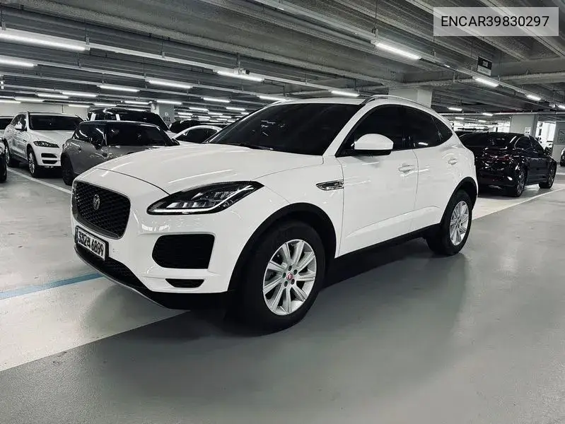 Jaguar E-Pace 2020 года выпуска