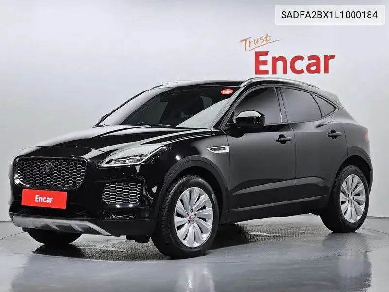 Jaguar E-Pace 2020 года выпуска