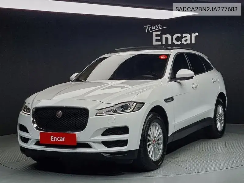 Jaguar F-Pace 2017 года выпуска