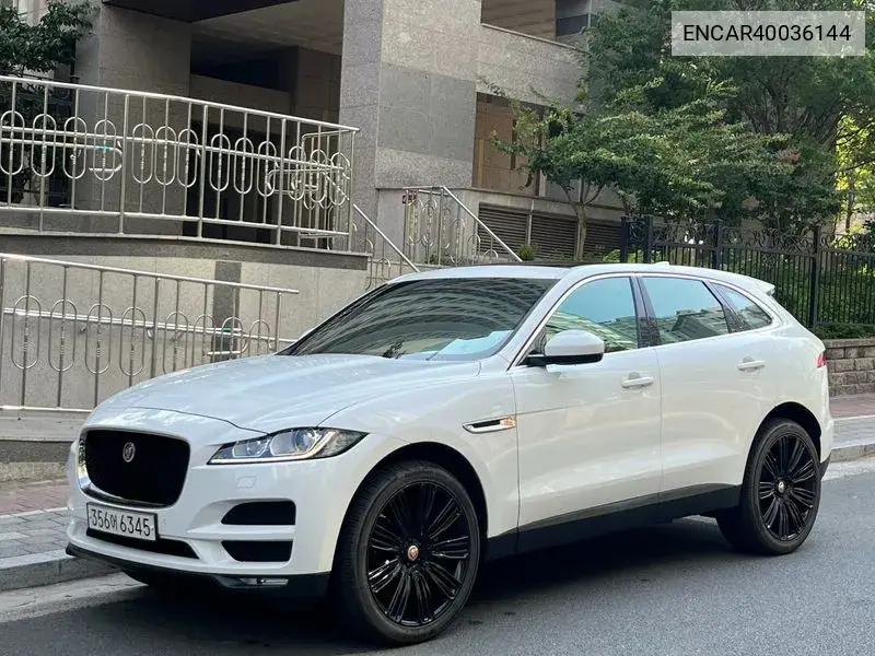 Jaguar F-Pace 2018 года выпуска
