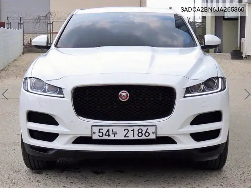 Jaguar F-Pace 2018 года выпуска