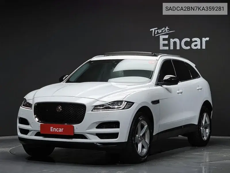 Jaguar F-Pace 2019 года выпуска