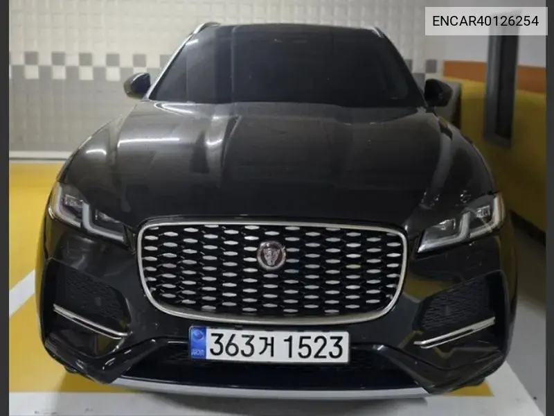 Jaguar F-Pace 2022 года выпуска