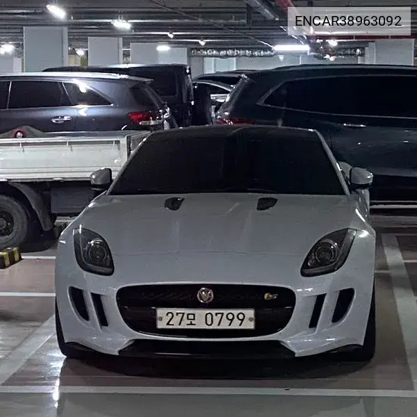 Jaguar F-Type 2016 года выпуска