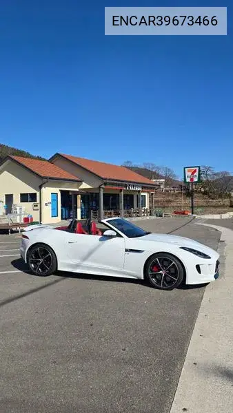 Jaguar F-Type 2016 года выпуска