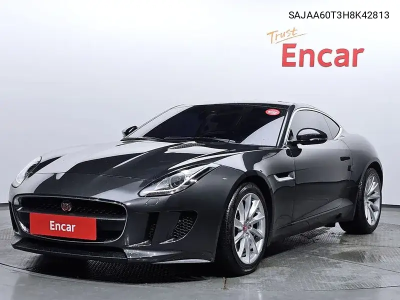 Jaguar F-Type 2017 года выпуска