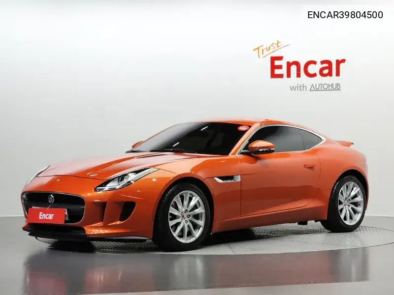 Jaguar F-Type 2017 года выпуска
