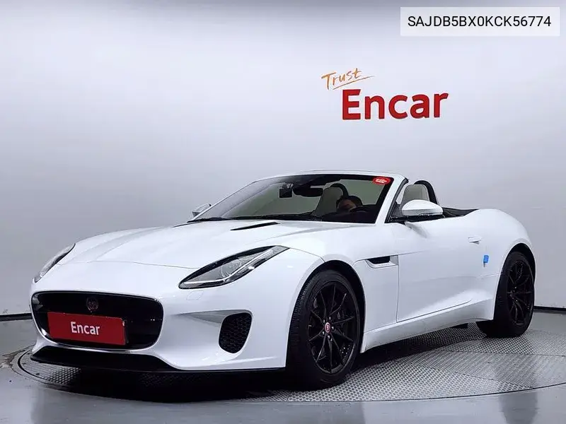 Jaguar F-Type 2018 года выпуска