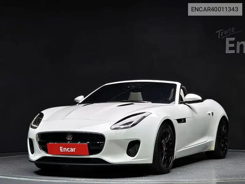 Jaguar F-Type 2019 года выпуска