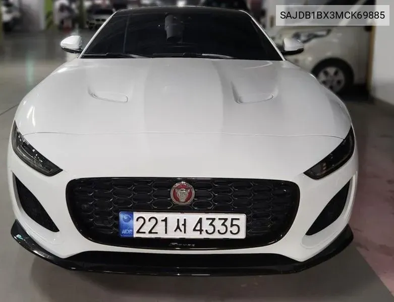 Jaguar F-Type 2021 года выпуска