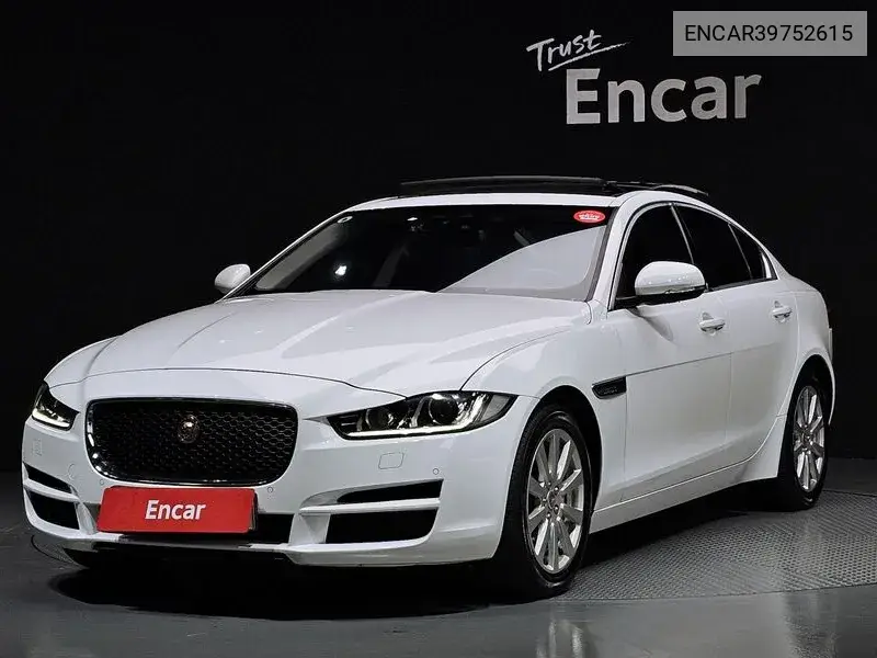 Jaguar XE 2015 года выпуска