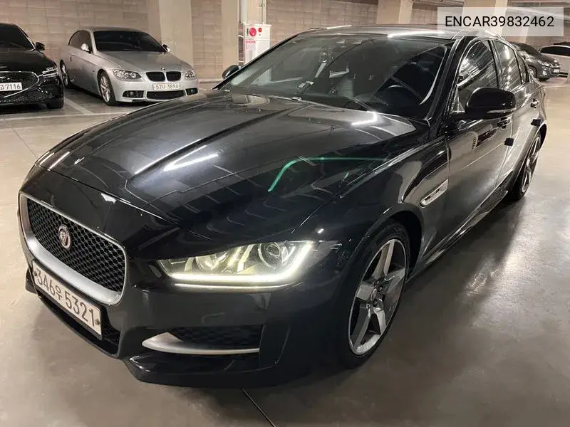 Jaguar XE 2015 года выпуска