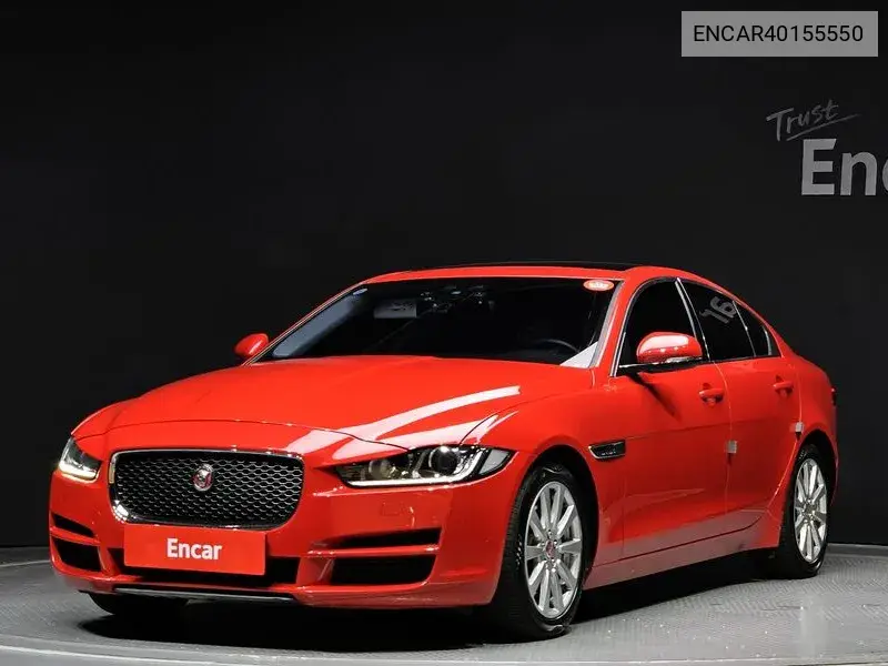 Jaguar XE 2018 года выпуска