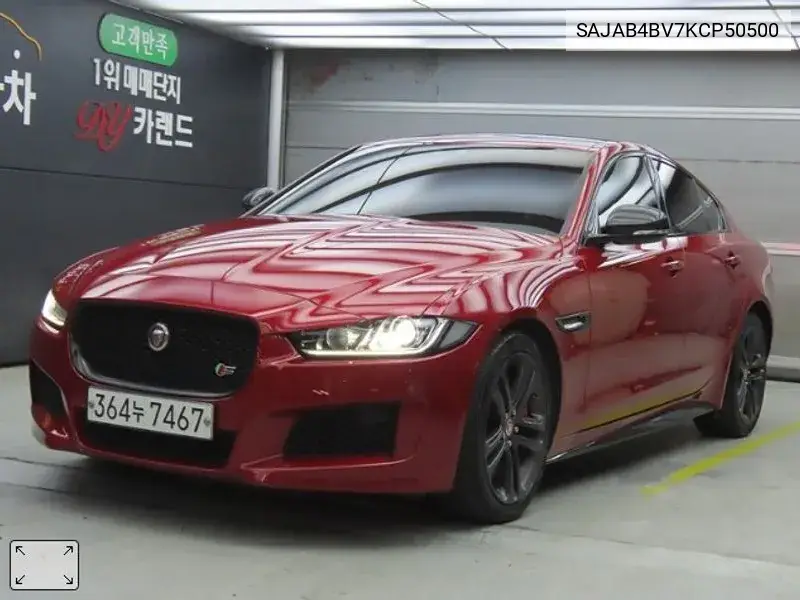 Jaguar XE 2019 года выпуска