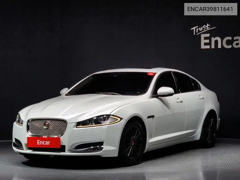 Jaguar XF 2013 года выпуска