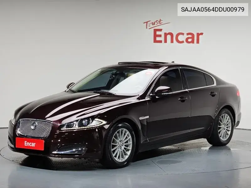 Jaguar XF 2013 года выпуска