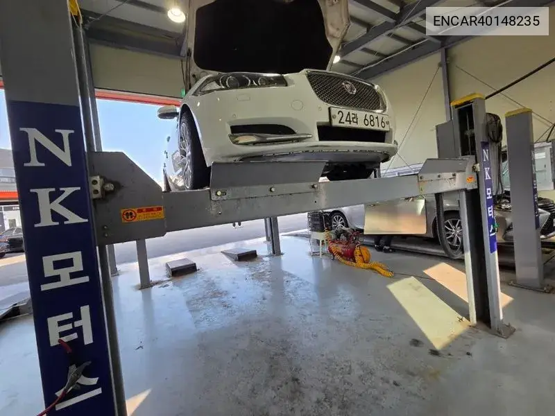 Jaguar XF 2014 года выпуска
