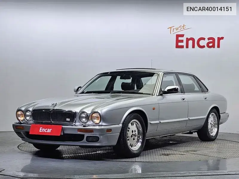 Jaguar XJ 1995 года выпуска
