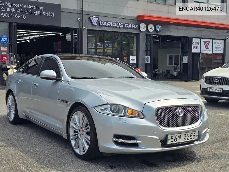 Jaguar XJ 2010 года выпуска