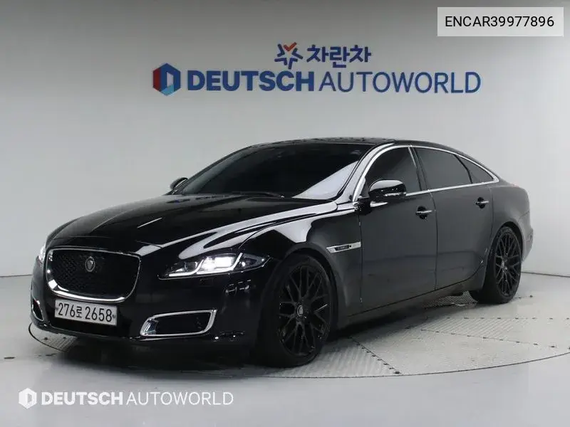 Jaguar XJ 2018 года выпуска