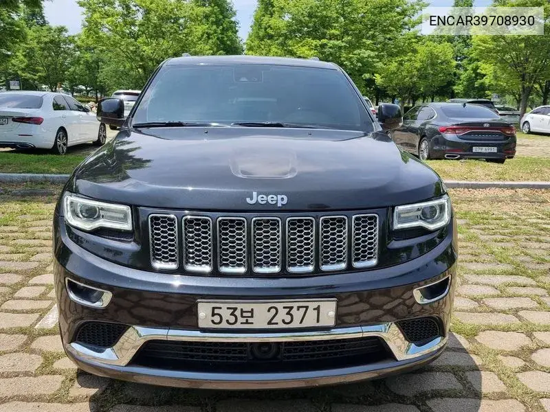 Jeep Cherokee 2016 года выпуска