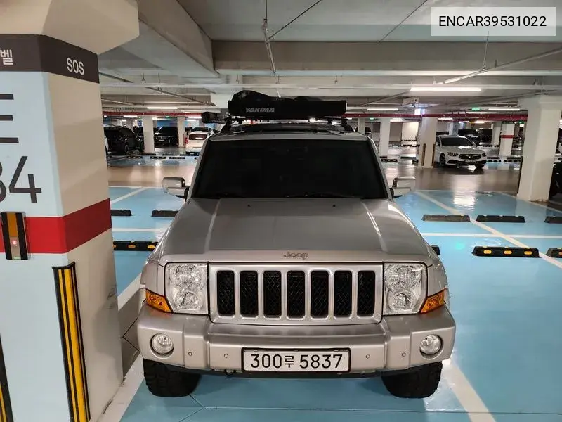 Jeep Commander 2008 года выпуска