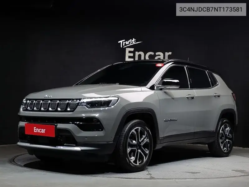 Jeep Compass 2022 года выпуска