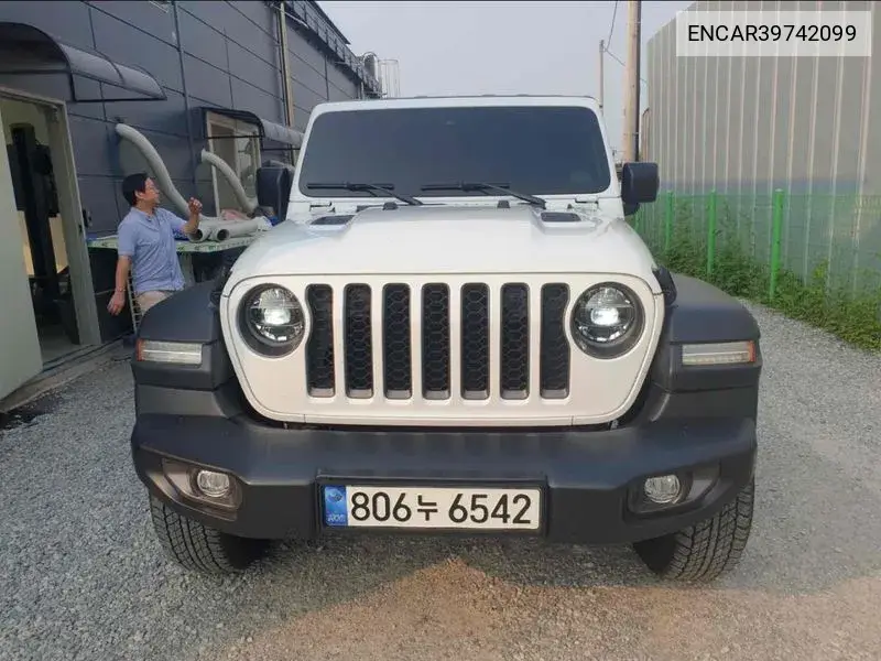 Jeep Gladiator 2021 года выпуска