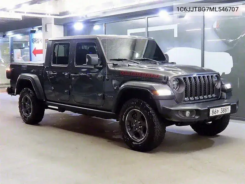 Jeep Gladiator 2021 года выпуска