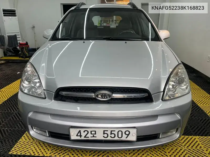 Kia Carens 2008 года выпуска