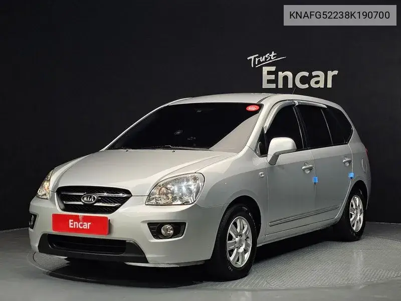 Kia Carens 2008 года выпуска