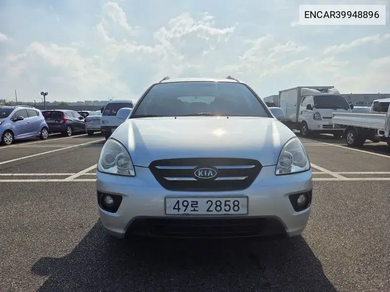 Kia Carens 2009 года выпуска