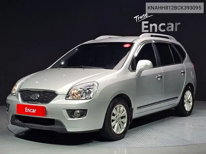 Kia Carens 2012 года выпуска