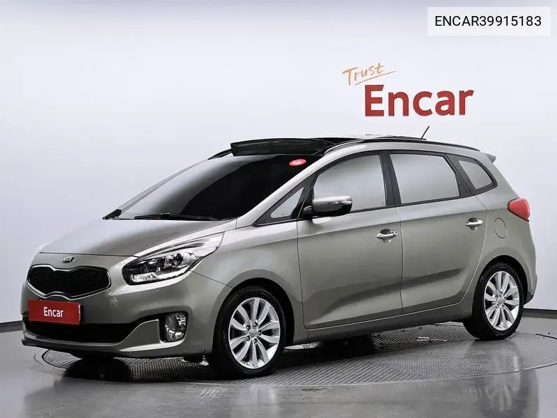 Kia Carens 2013 года выпуска