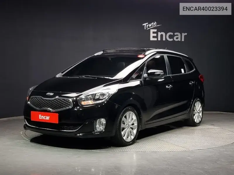 Kia Carens 2013 года выпуска
