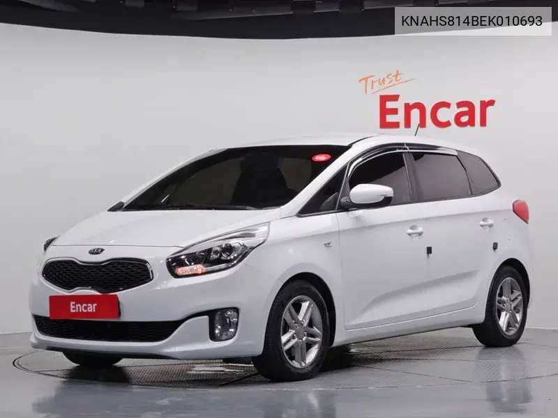 Kia Carens 2013 года выпуска