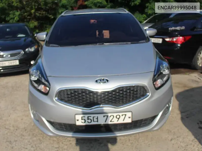 Kia Carens 2015 года выпуска