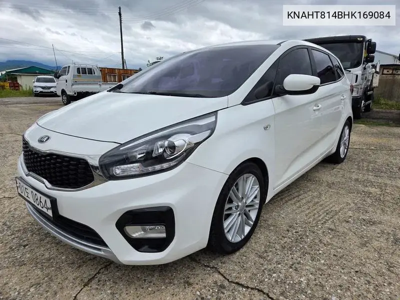 Kia Carens 2016 года выпуска