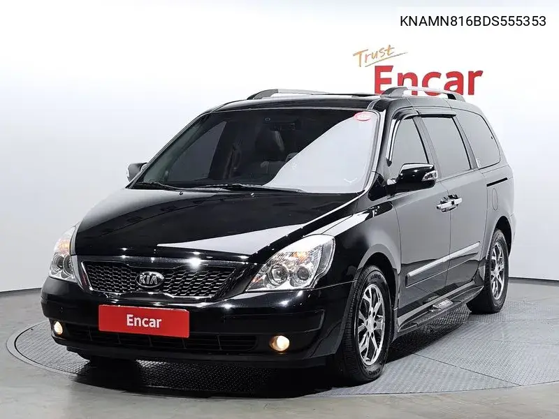 Kia Carnival 2013 года выпуска