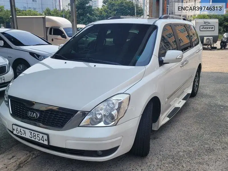 Kia Carnival 2013 года выпуска