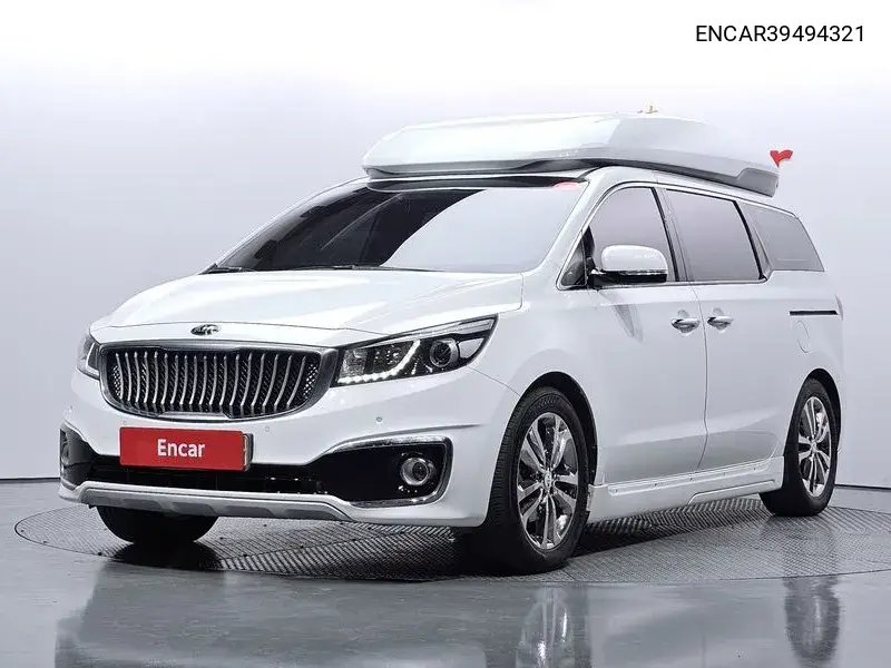 Kia Carnival 2016 года выпуска