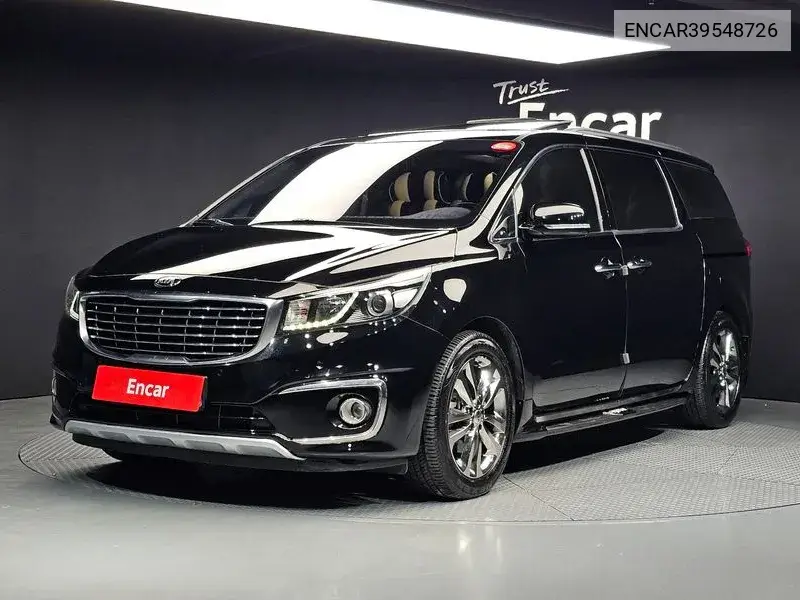 Kia Carnival 2016 года выпуска