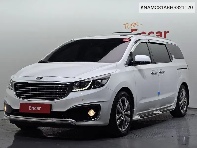 Kia Carnival 2017 года выпуска