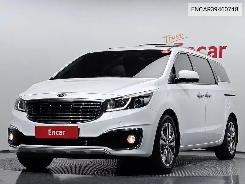 Kia Carnival 2018 года выпуска
