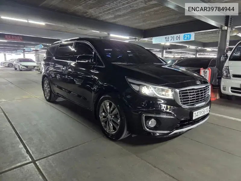 Kia Carnival 2018 года выпуска